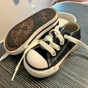 Baby Converse Chuck Taylor All Star Lo Sneaker